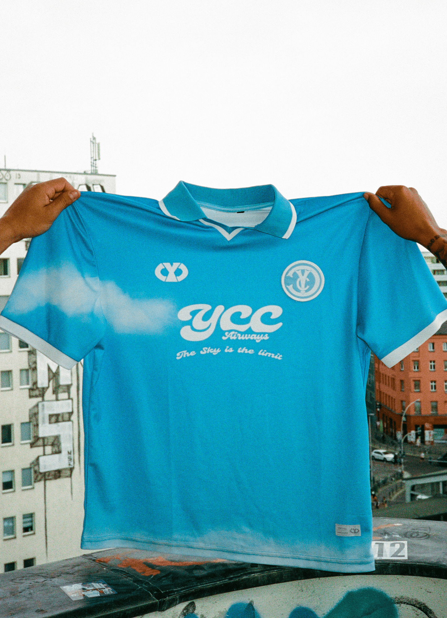 YCC Airways Trikot